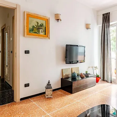 Cozy Walking Distance Sea And Near Golf & Iclass - Italy Flat Vacation Rapallo