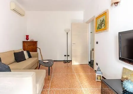Cozy Walking Distance Sea And Near Golf & Iclass - Italy Flat Vacation Apartment